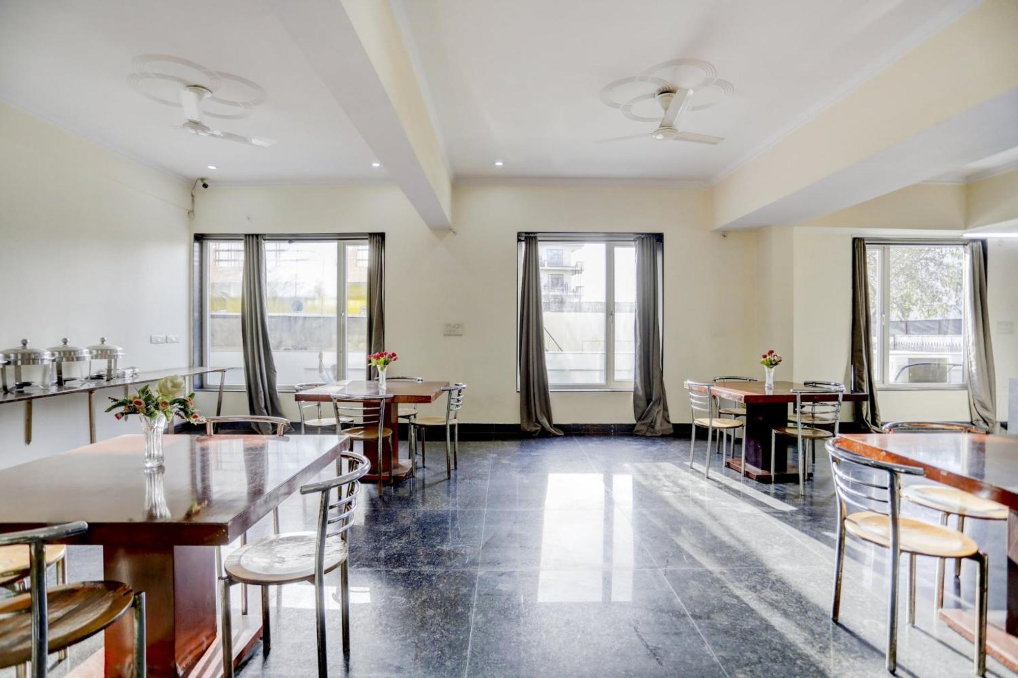 Super Town House Hi5 Aditya International Bhubaneswar Ngoại thất bức ảnh