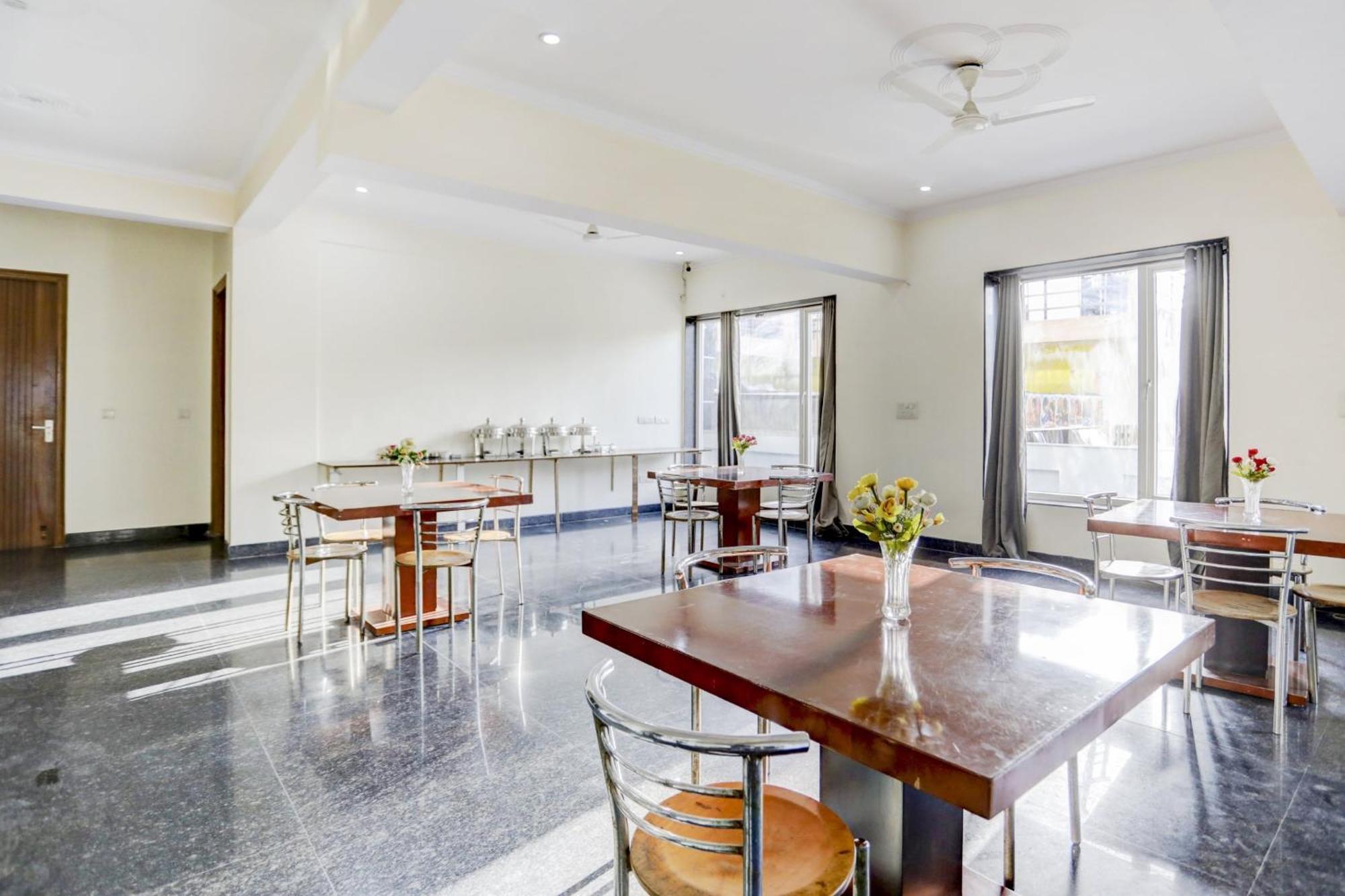 Super Town House Hi5 Aditya International Bhubaneswar Ngoại thất bức ảnh